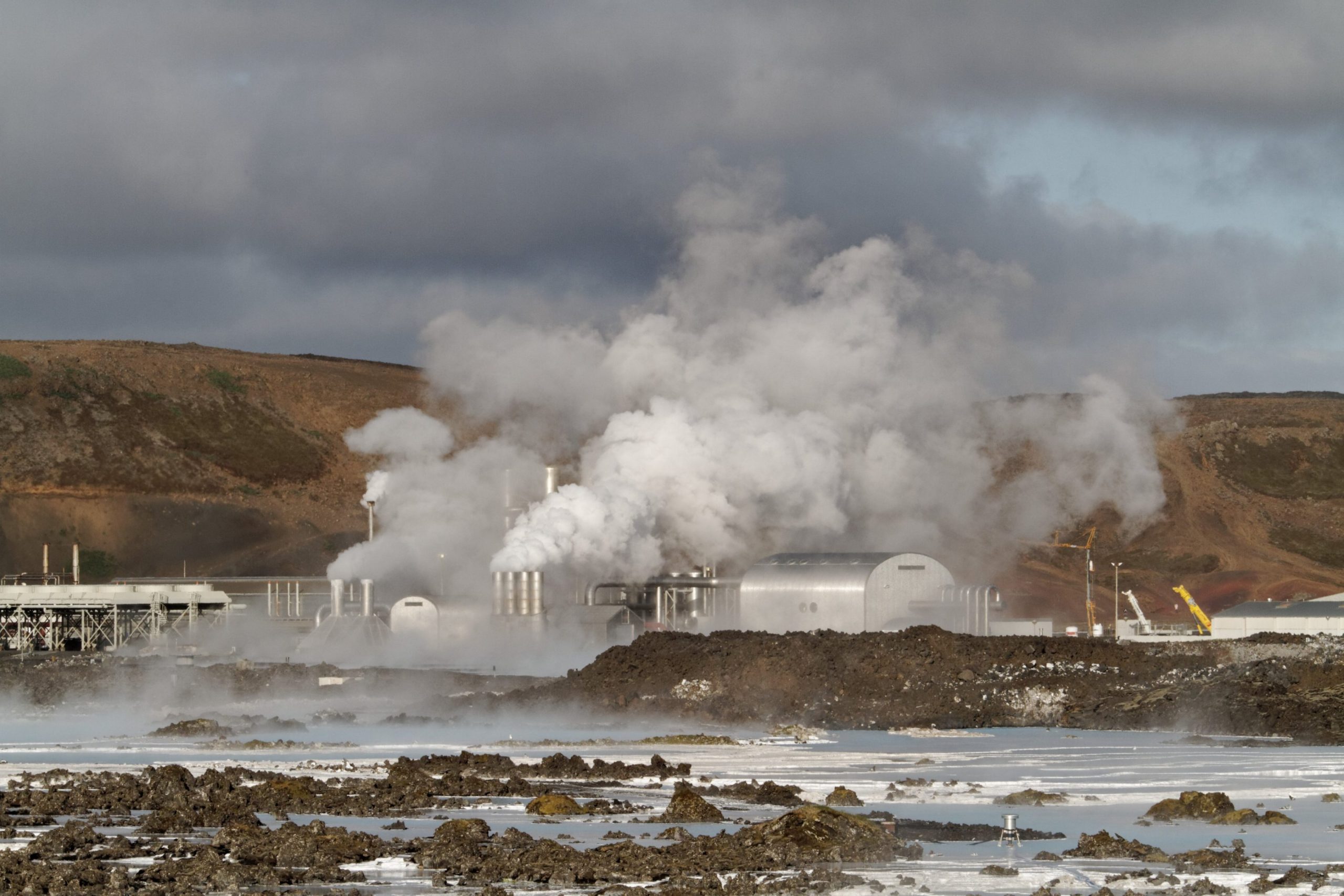 Le centrale géothermique qui alimente le Blue Lagoon