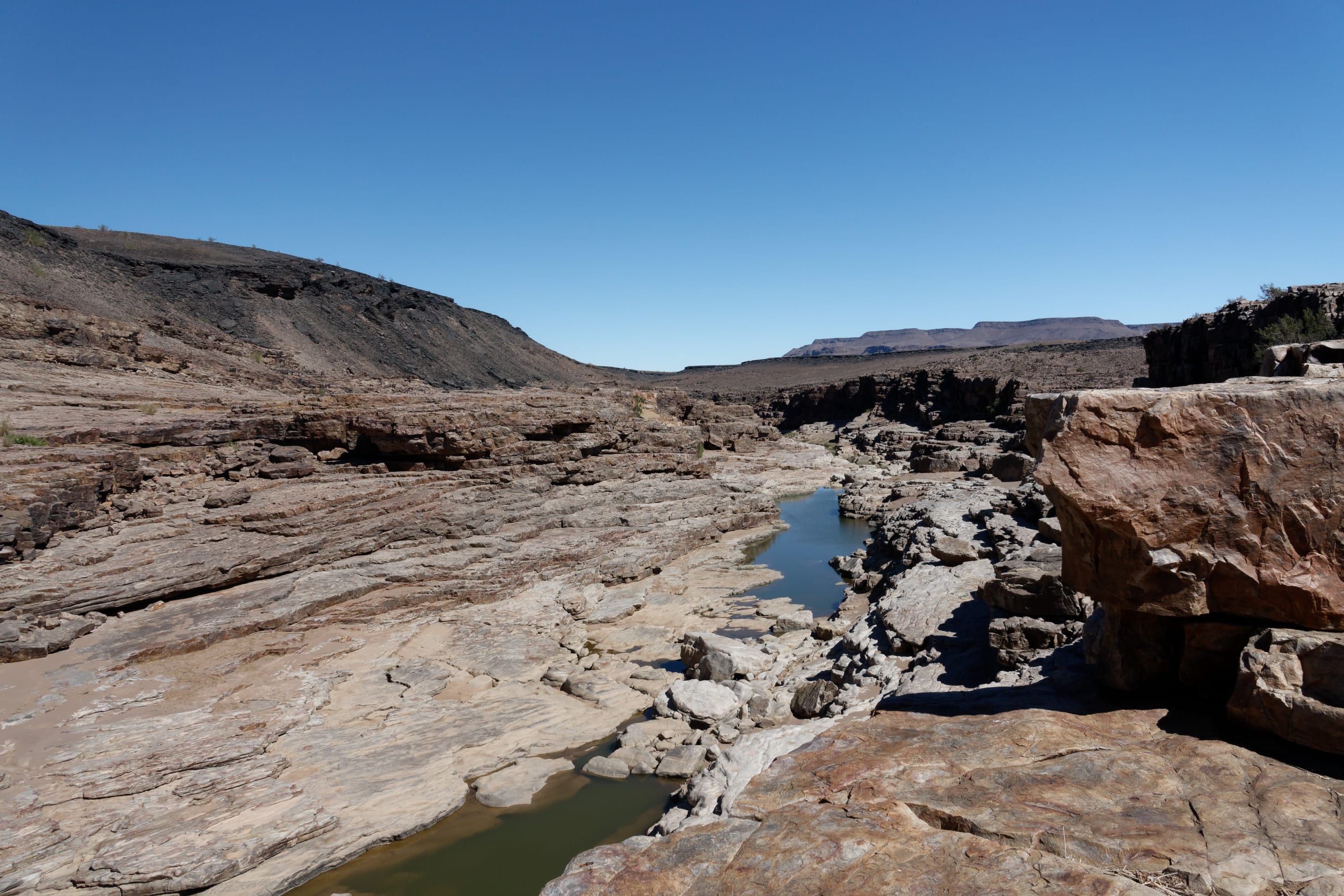 Namibie-2019-04-25, 12h58mn56s – S_2680_WP Namibie-2019-04-25, 12h58mn56s - S_2680_WP